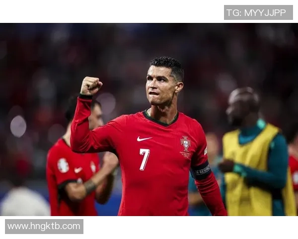 以足球巨星的视角感悟Beyond精神与梦想追寻之路