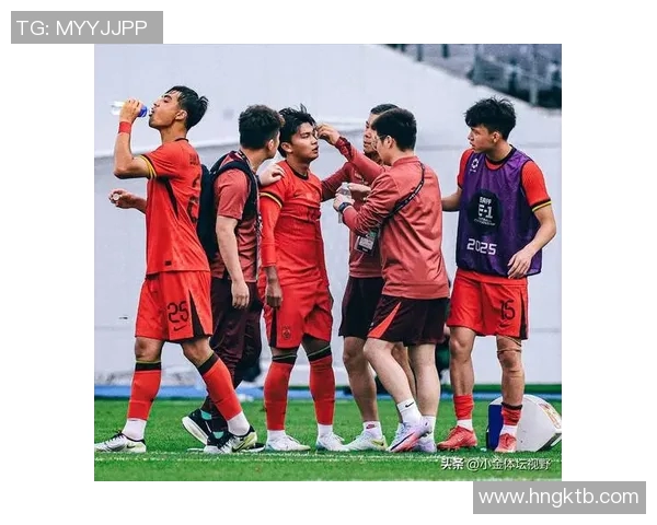 足球球星因蛋伤意外缺阵引发球队战术调整与球迷广泛关注